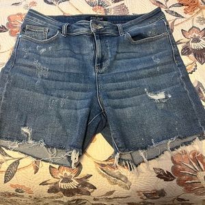 EUC Judy Blue denim shorts